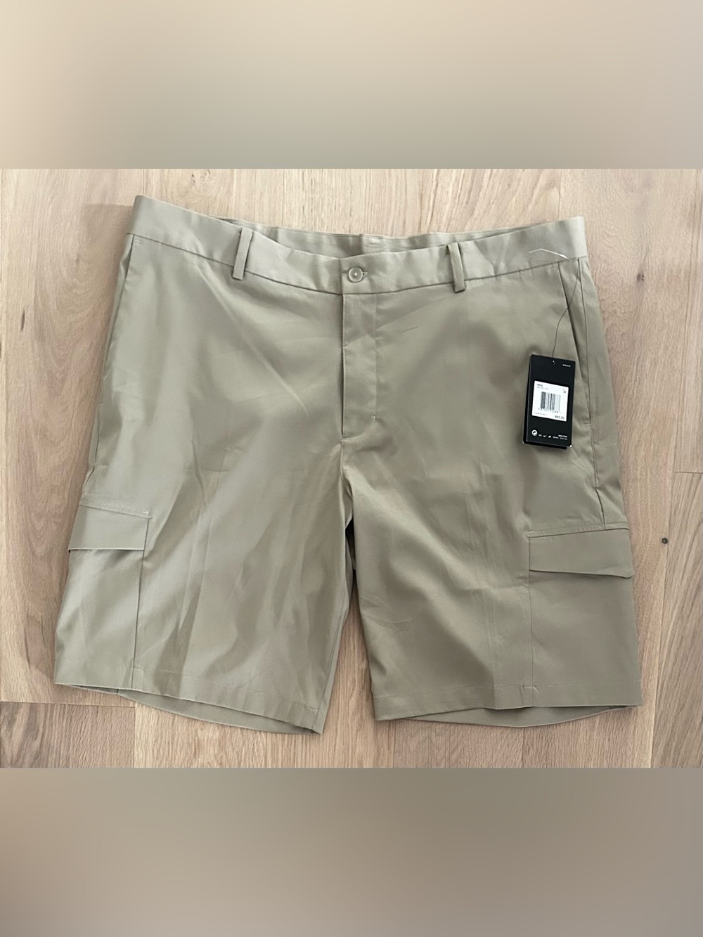 Nike Golf Dri Fit Cargo Shorts - Size 38 NWT